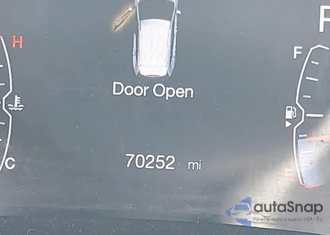 2018 Jeep Compass Latitude 4X4 from USA, damaged, VIN 3C4NJDBB4JT103791